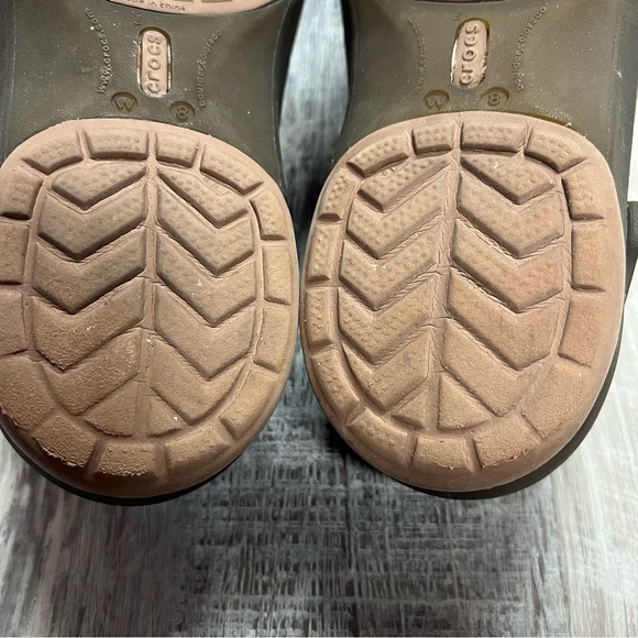 Crocs Sandals Clogs Womens Size 8 Carlie Mary Jane T Strap Translucent Green - Picture 8 of 8